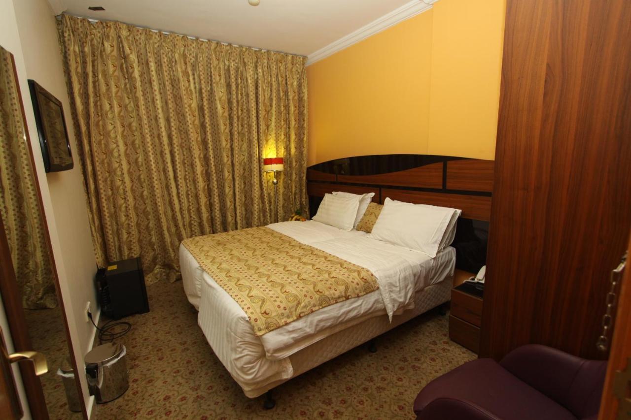 Al Saraya Ajyad Hotel Mecca Екстер'єр фото